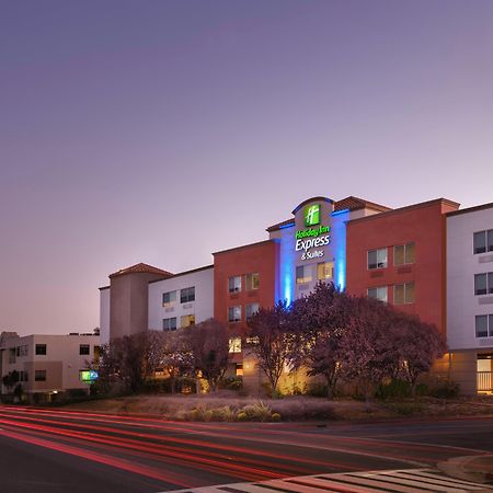 Holiday Inn Express Hotel & Suites Belmont, An Ihg Hotel Exterior foto